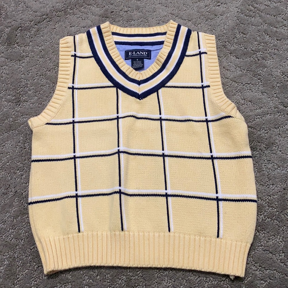 Boys vest very nice like new